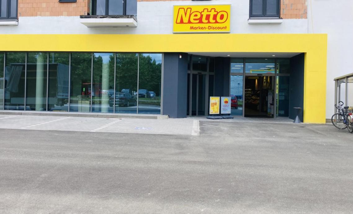 SaarApartments: Adults-Only Business & Holiday Stays with Netflix Saarbruecken Exterior photo